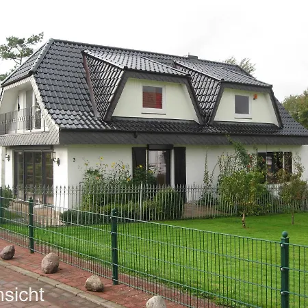Bued _ Haus Lebart Büsumer Deichhausen